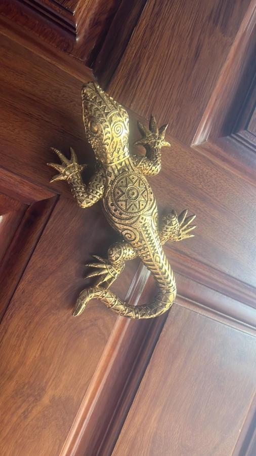 Salamandra Карбонерас Екстериор снимка